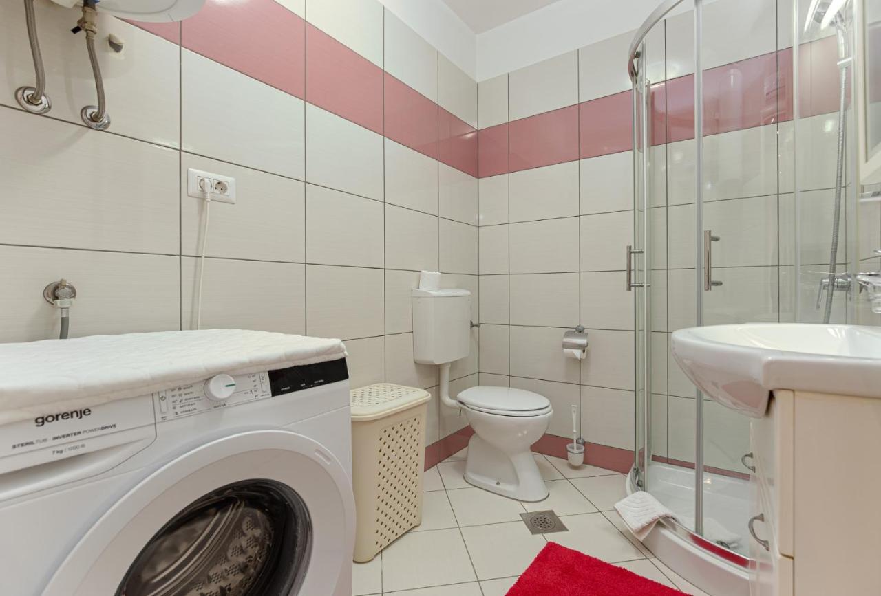 Koraca B4 Apartment Kirmenjak Екстериор снимка