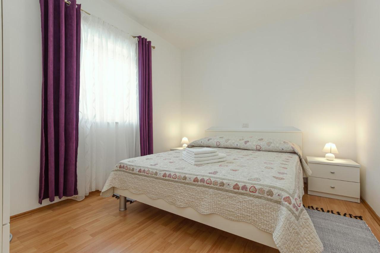 Koraca B4 Apartment Kirmenjak Екстериор снимка