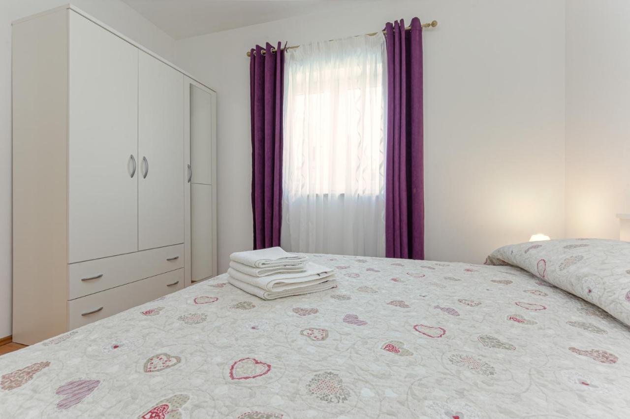 Koraca B4 Apartment Kirmenjak Екстериор снимка